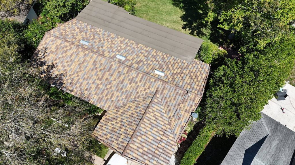 Worn shingle roof replacement project in Pinellas County Florida